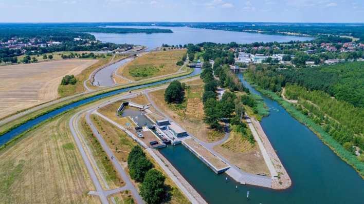 Grosszuegige Ferienwohnung Am Waldesrand Im Seenland Lauta Exterior photo